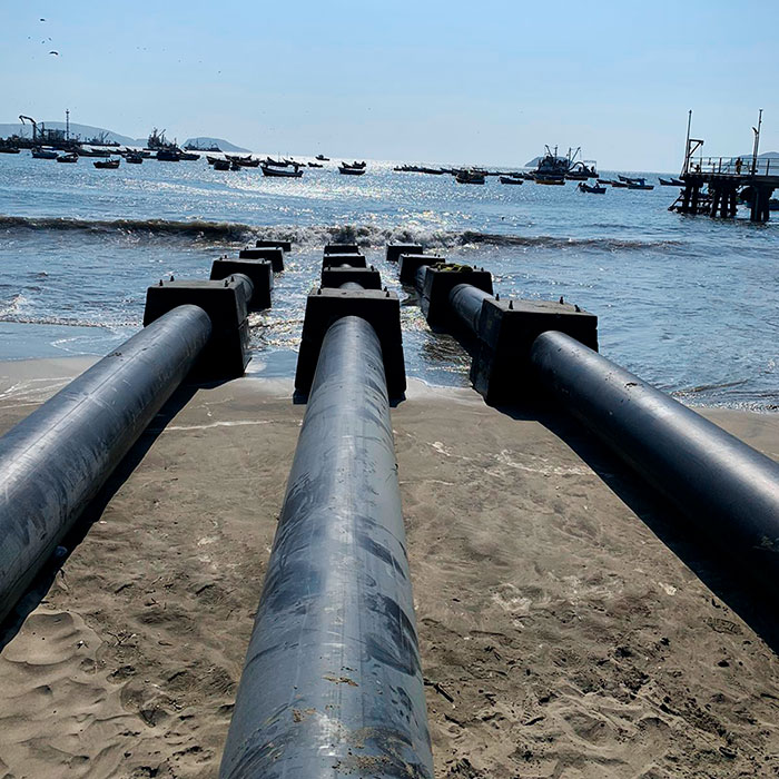 instalación de emisarios submarinos